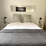 Fully Furnished And Modern Flat - Brussels Center